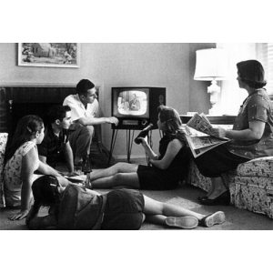  3 июля 1928 года в США был продан первый в мире телевизор